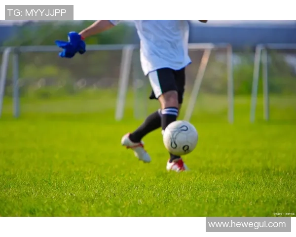 足球旋风斩带你领略激情四射的绿茵场上无与伦比的精彩瞬间与战术魅力