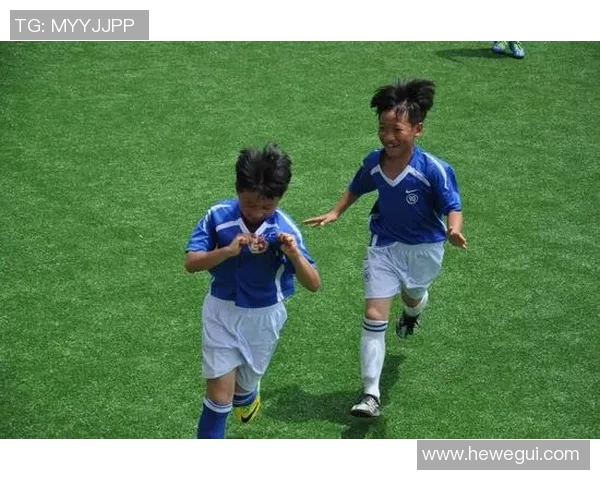 韦小宝足球传奇：从江湖到绿茵场的奇妙冒险之旅